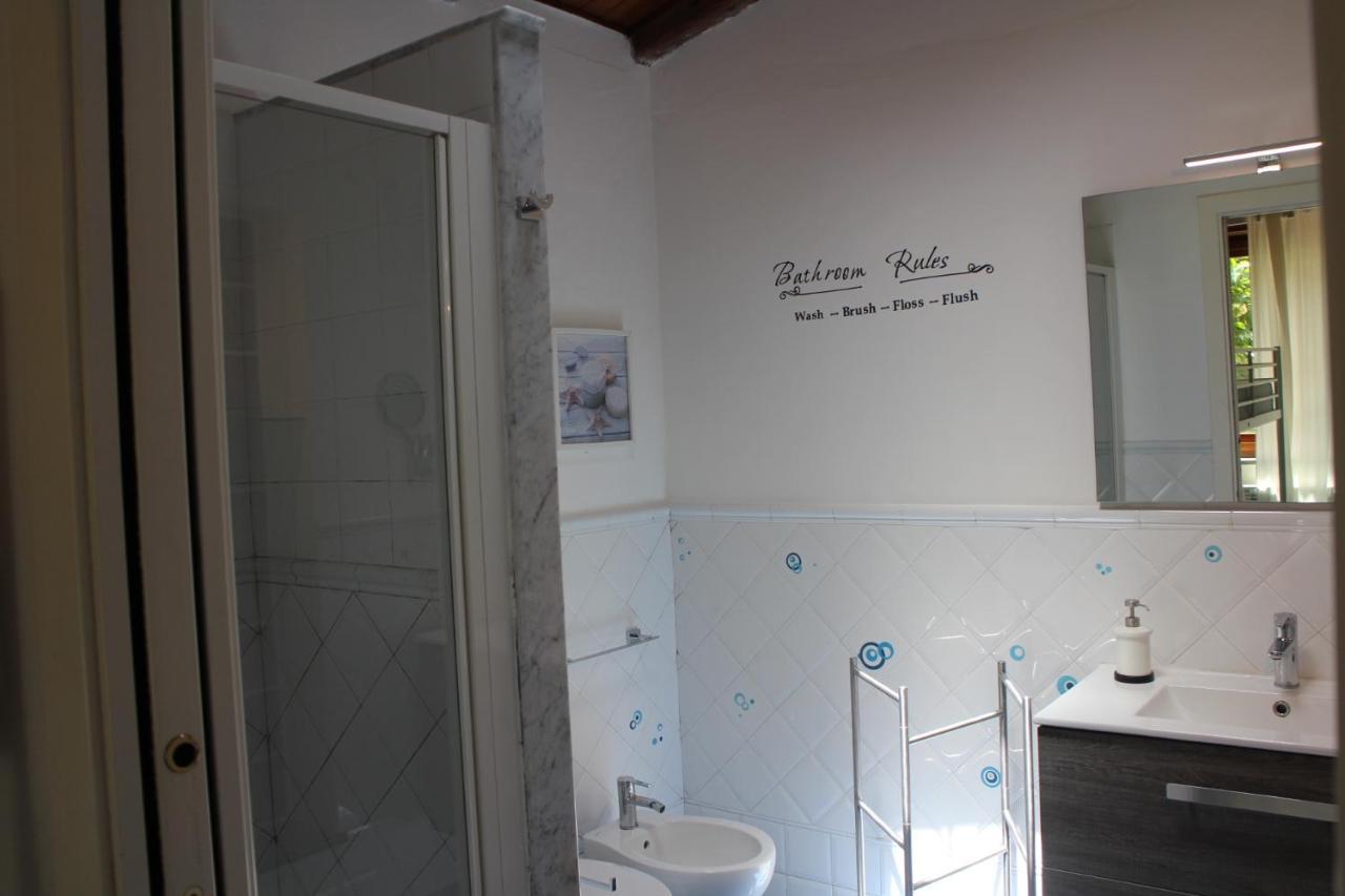 A Un Passo Dal Mare Apartment Lido di Mondello Exterior photo